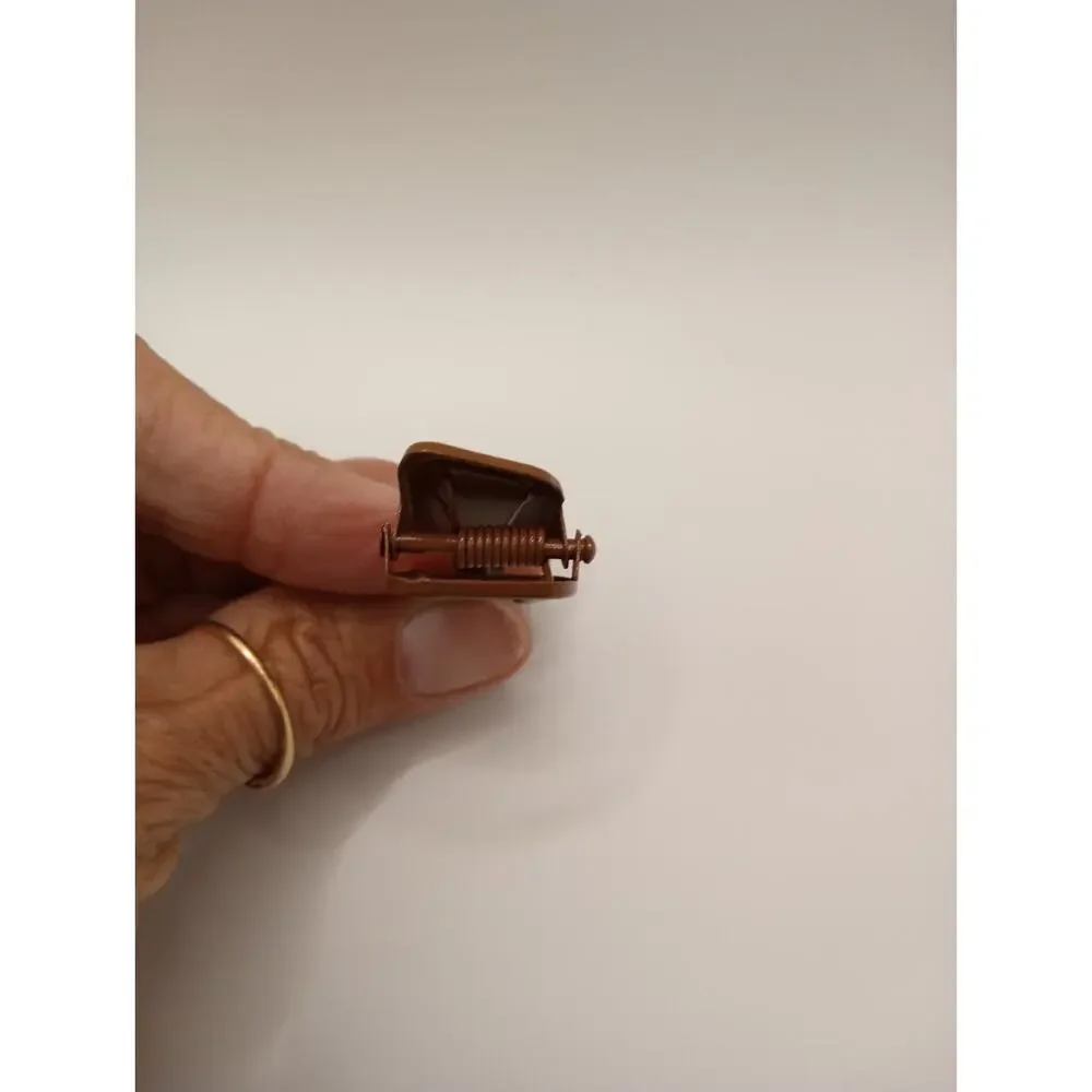 4 pack of Hair Clips Barrettes Sunglasses Glasses Style Beige Brown 880-884